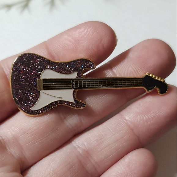 Vintage Black & Gold Multi Color Glitter Electric Guitar Brooch Collectible Pin - Picture 7 of 7